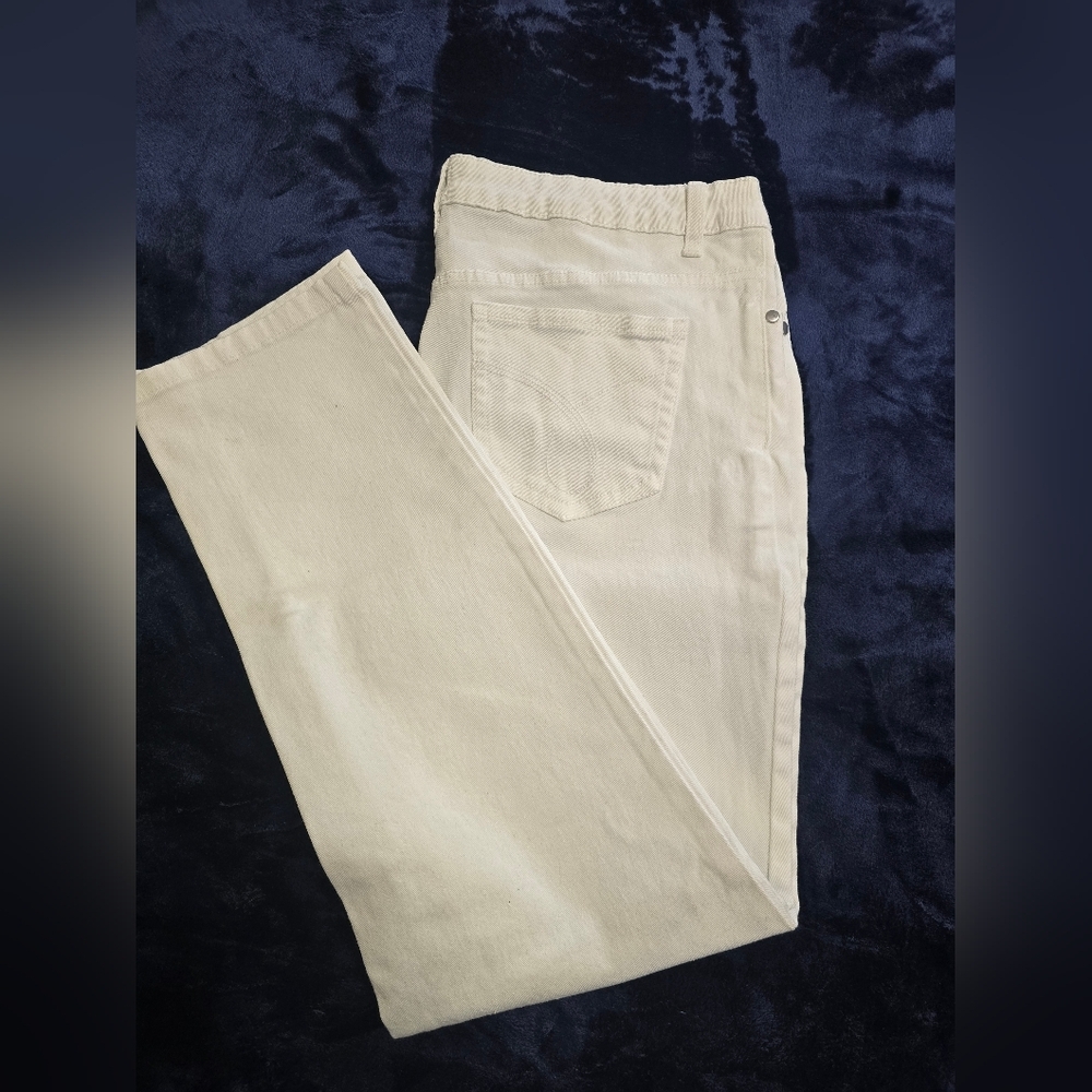 Monroe & Main White Jeans